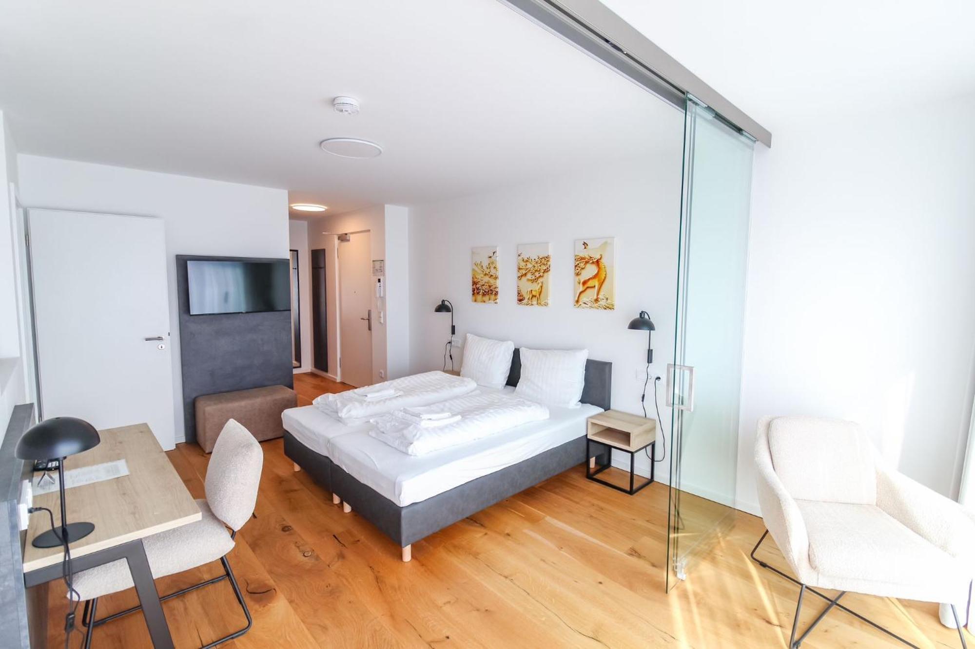 Helios Appartement *